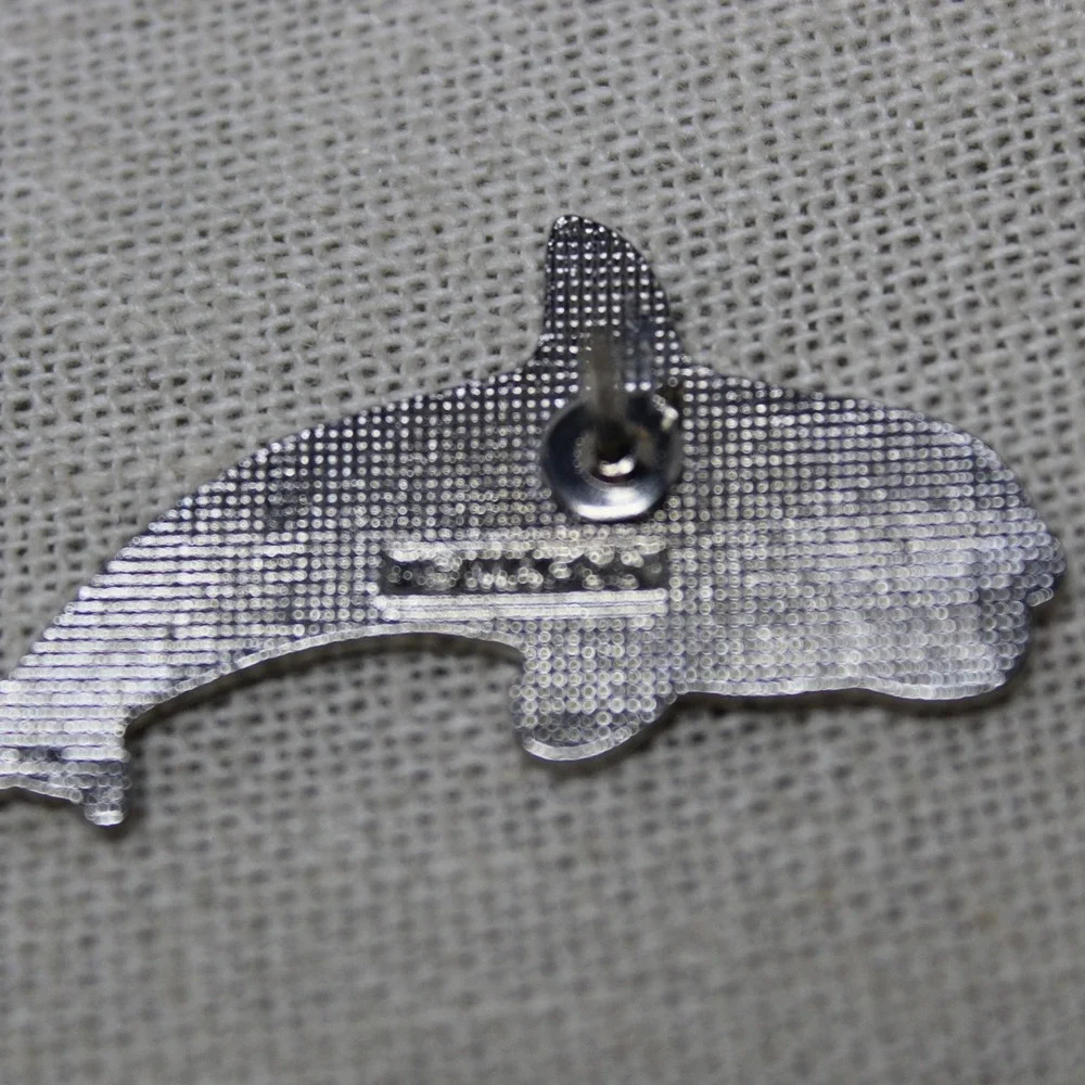 MaFCo Pin Orca Killer Whale Enamel Blue White Vintage Marine Life Lapel Hat Tie